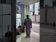 আফ্রিকা থেকে ক্লায়েন্ট।