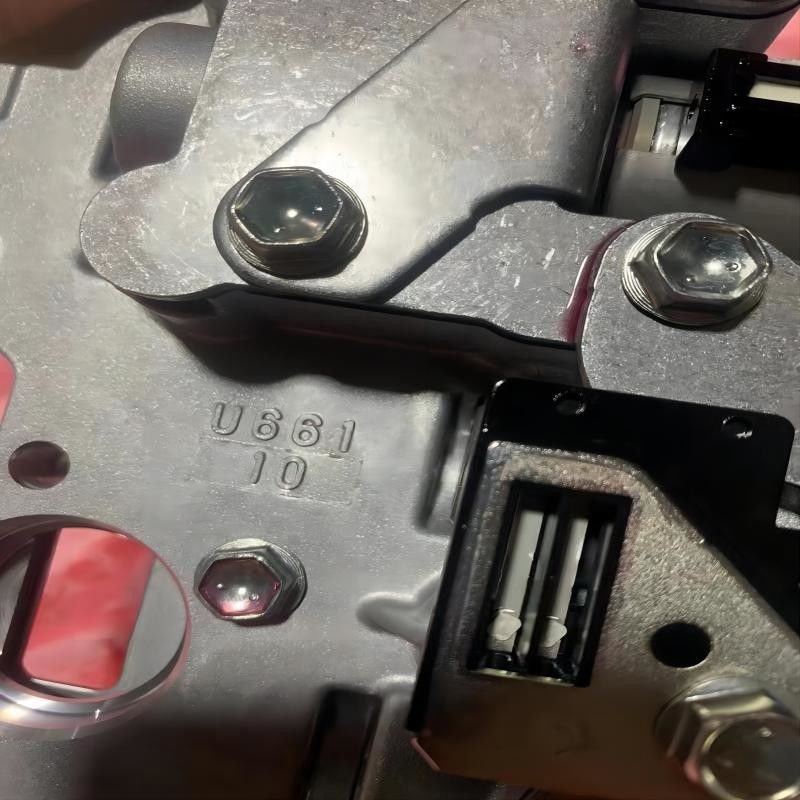 নতুন U661E U661F অটোম্যাটিক ট্রান্সমিশন টয়োটা ২০১৪-২০২২ এর জন্য 35410-48051 3541048051 ভ্যালভের দেহের সমাবেশ