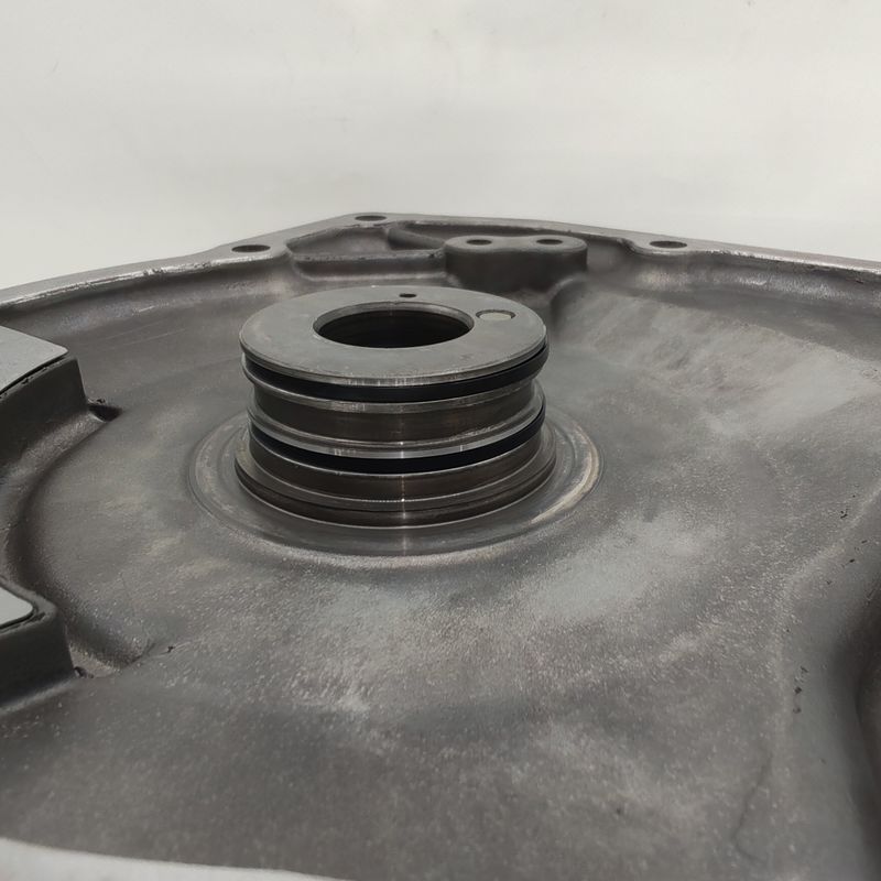 2000-2013 Toyota RAV4 35102-42010 2.0L 2.4L এর জন্য পুনর্নির্মিত U140F 4 গতির স্বয়ংক্রিয় ট্রান্সমিশন পিছনের হাউজিং সমন্বয়